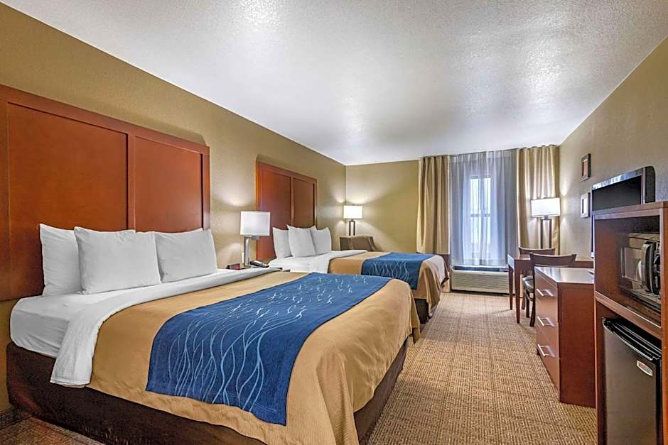 Comfort Inn & Suites Springfield I-44