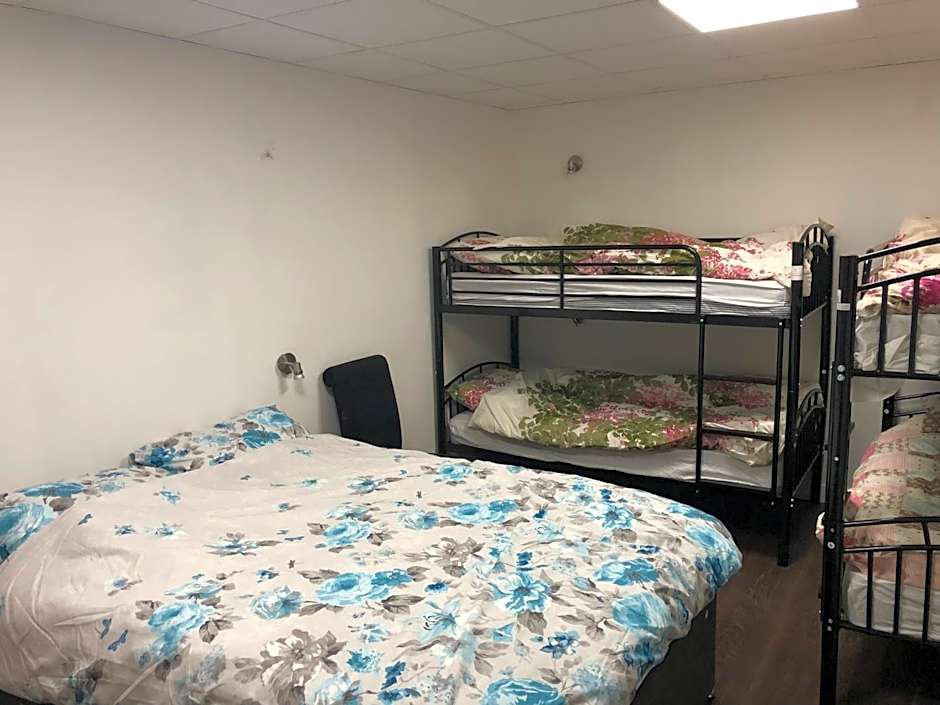 Greenway & Copper Coast Hostel