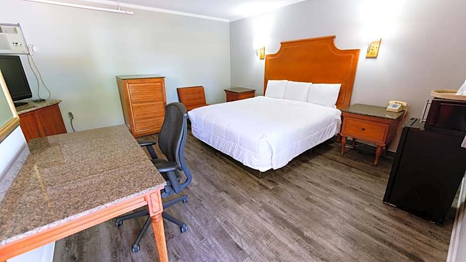 OAKS MOTEL GREENSBORO NC