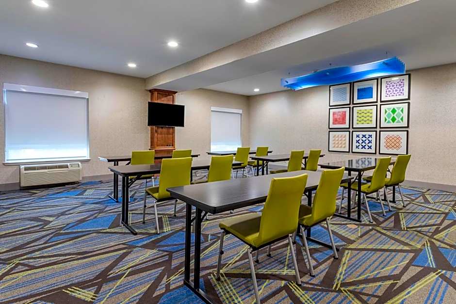 Holiday Inn Express Hotel and Suites Natchitoches By IHG