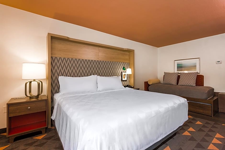 Holiday Inn - Boone - University Area, an IHG Hotel