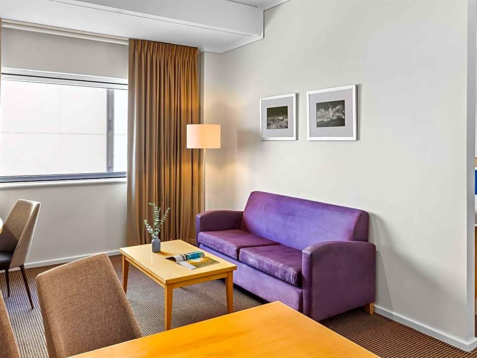 Novotel Langley Perth