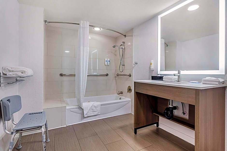 Comfort Inn Sea World Area