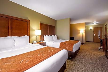 2 Queen Beds, Suite, Nonsmoking