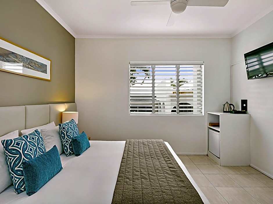 Mantra PortSea Port Douglas