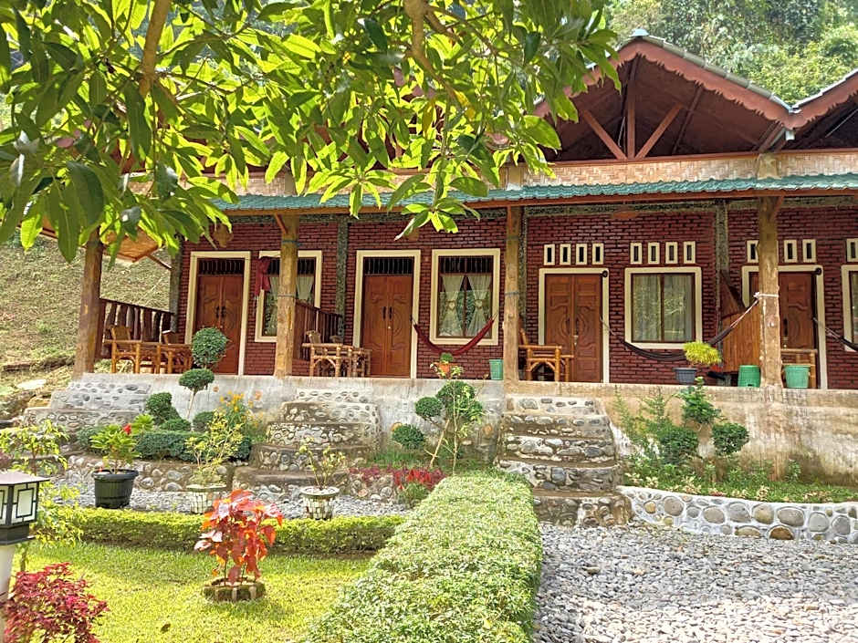 Photo 1 of 29 of Sahnan Guest House