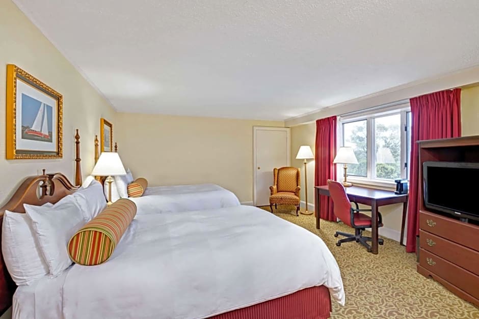 Ramada by Wyndham Seekonk Providence Area