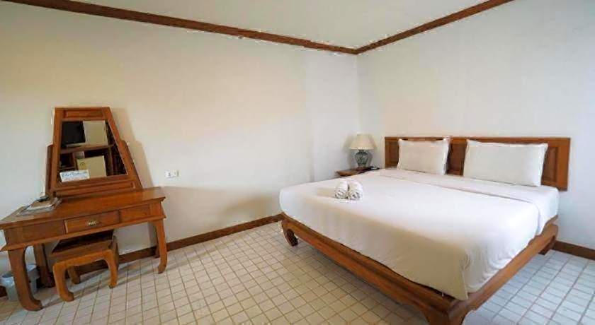 Fah Place Hotel