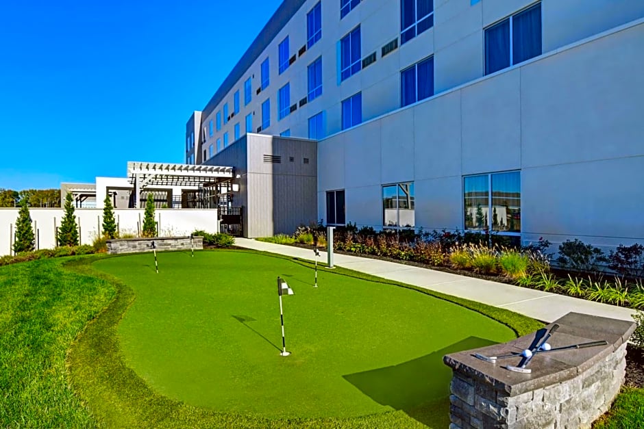 Courtyard by Marriott Hamilton