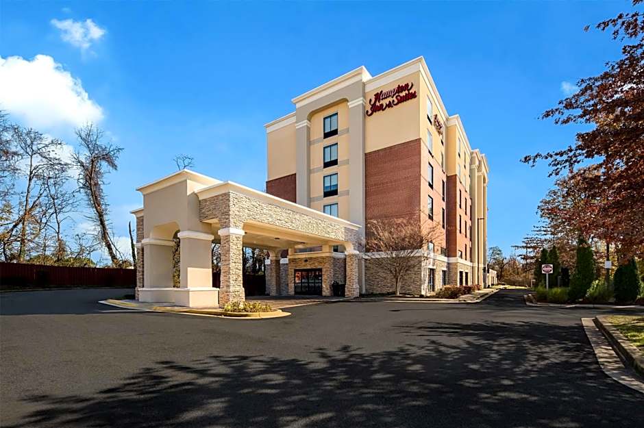 Hampton Inn By Hilton & Suites Camp Springs