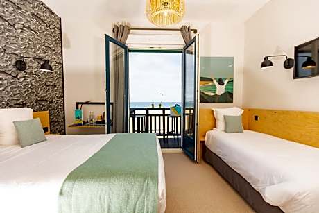 Triple Room with Balcony - Sea View