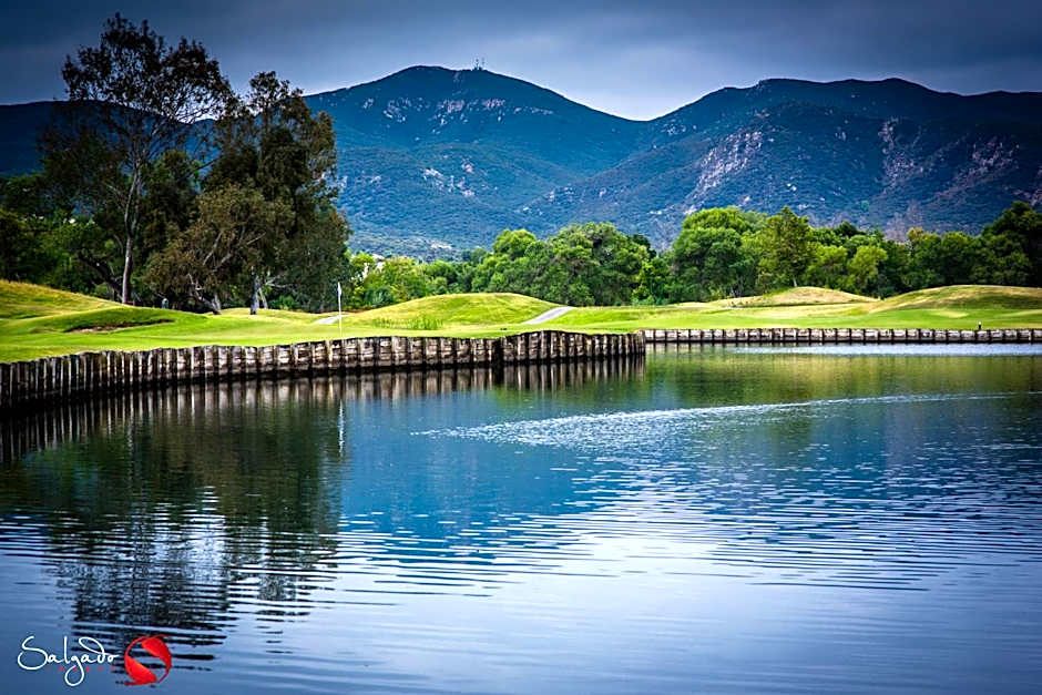 Carlton Oaks Lodge, an Ascend Collection Hotel