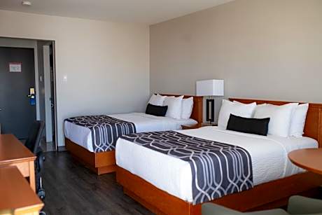 Superior Double Room with Two Double Beds