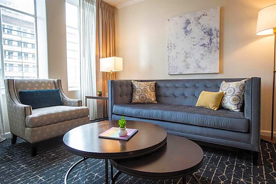 Magnolia Hotel Houston, a Tribute Portfolio Hotel