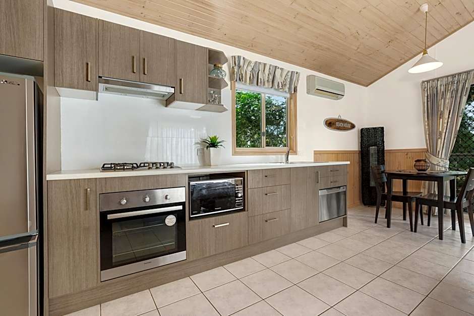 Seven Mile Beach Holiday Park