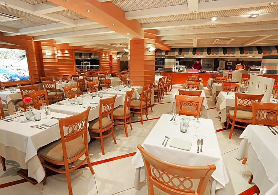 KAKTUS Hotel Volga