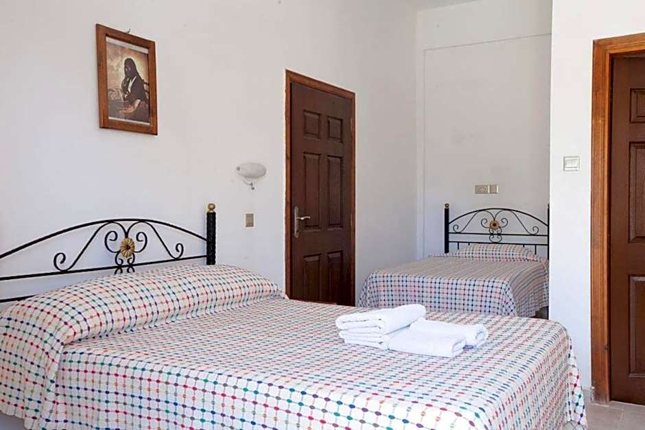 Glaro Garden Hotel