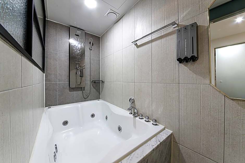 Two Nights Business Hotel