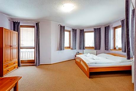 Large Double Room