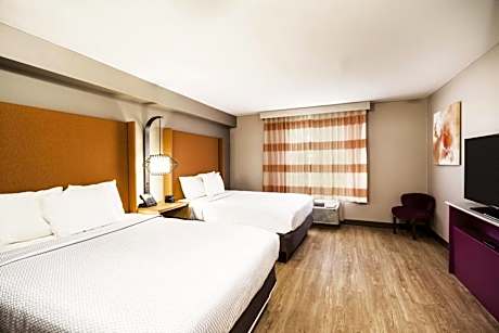 One-Bedroom Suite with Two Queen Beds and Sofa Bed - Non-Smoking