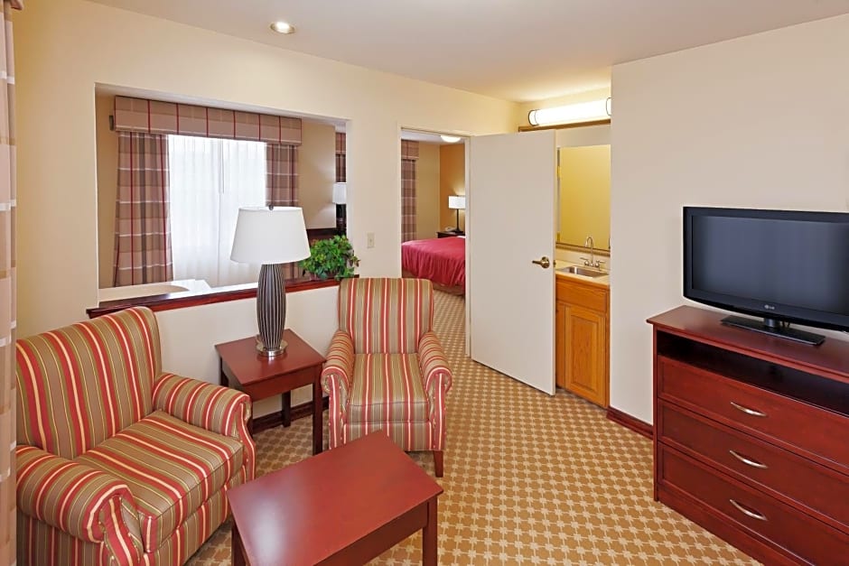 Country Inn & Suites by Radisson, Tulsa, OK