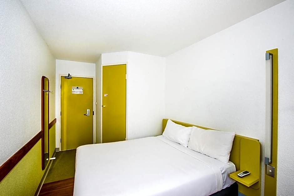 Ibis Budget St Peters