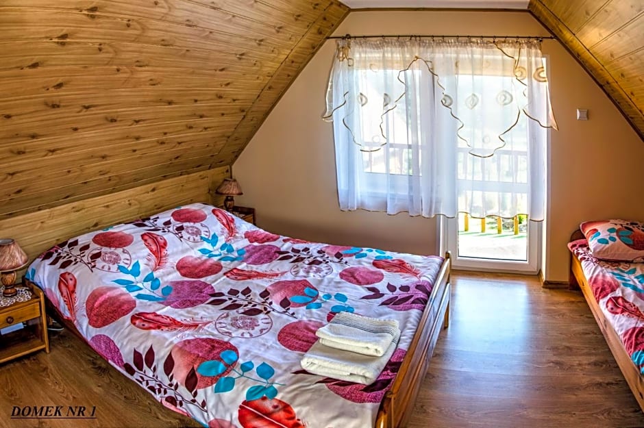 Domki i Pokoje u Borsa