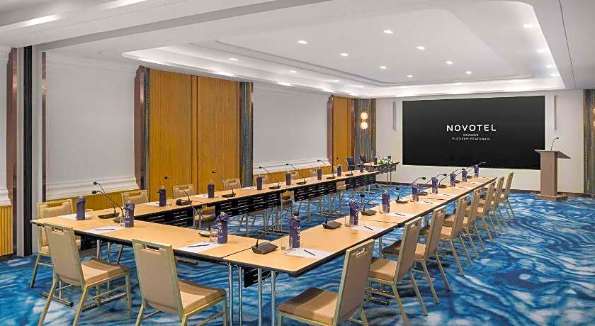 Novotel Bangkok Platinum Hotel