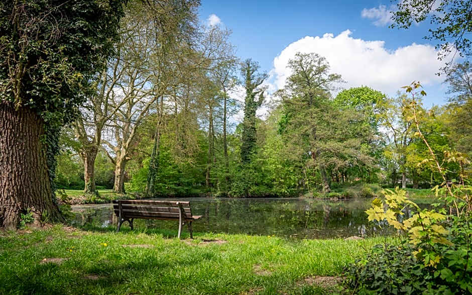 Parkhotel Neustadt Garni