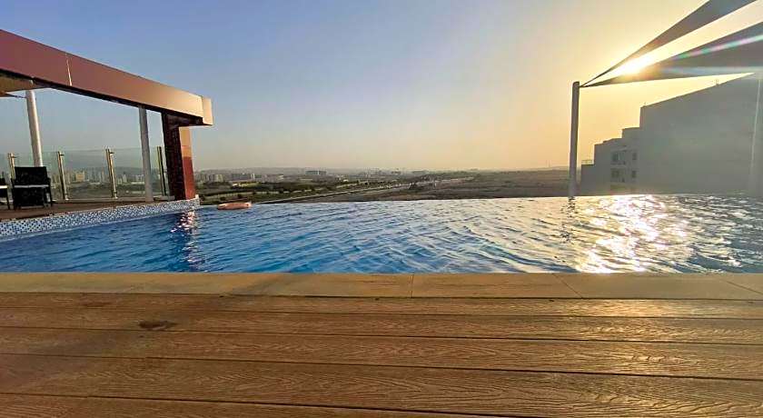 Carnelian Muscat - Airport Hotel