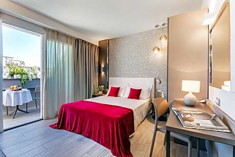 Superior Family Room