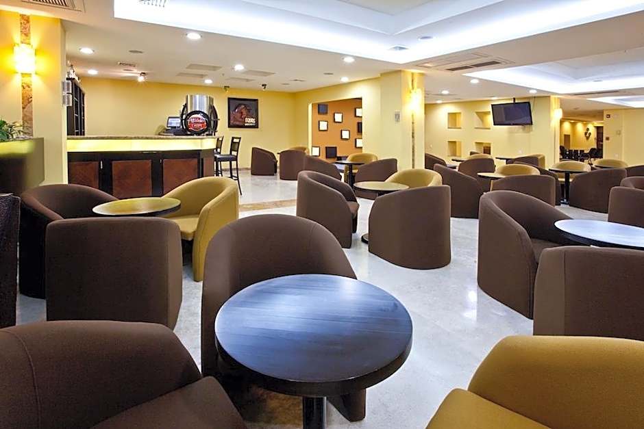 Hotel Hipico Inn