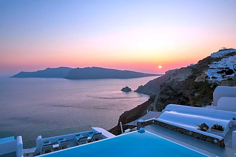 La Perla Villas - Adults Only