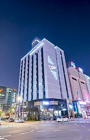 Dubai Hotel