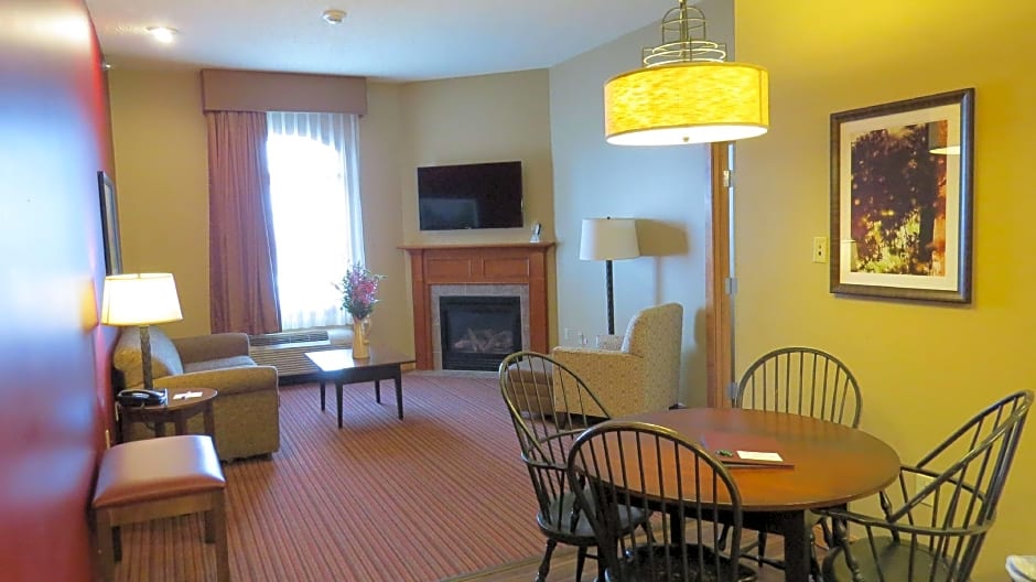 Best Western Plus Dutch Haus Inn and Suites