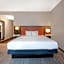 Hampton Inn By Hilton & Suites Harvey