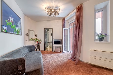 Deluxe Double Room with Jacuzzi