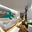 Apple 1 Hotel Queensbay