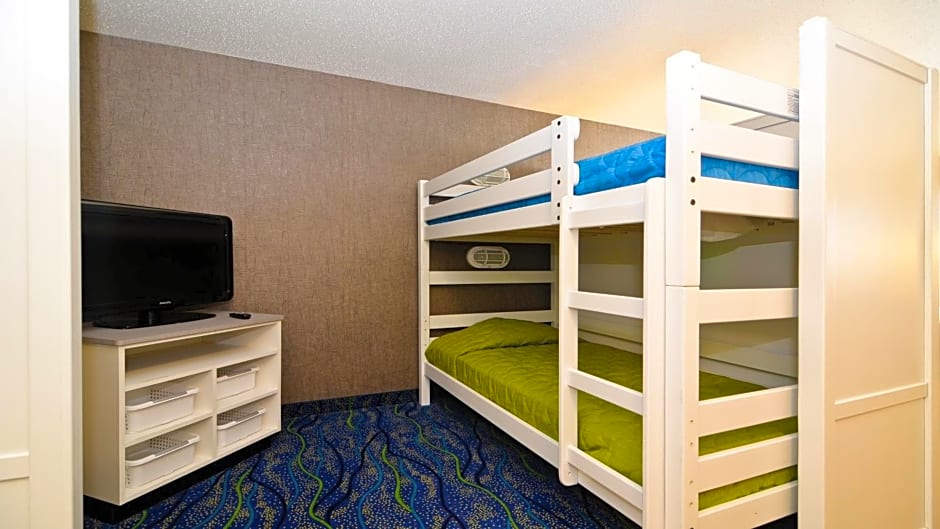 Holiday Inn Express Hotel & Suites Fort Atkinson By IHG