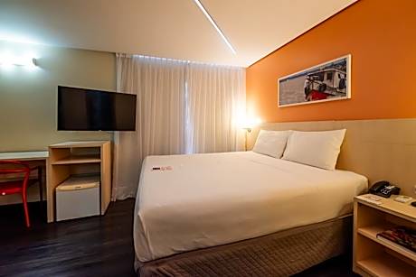 Standard Apartment with a double bed