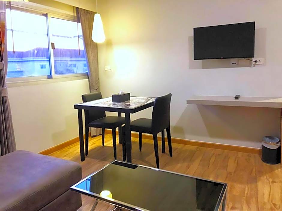 The Green View Hotel