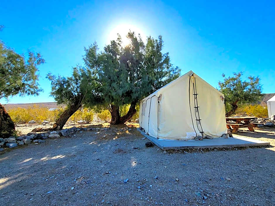 Panamint Springs Motel & Tents