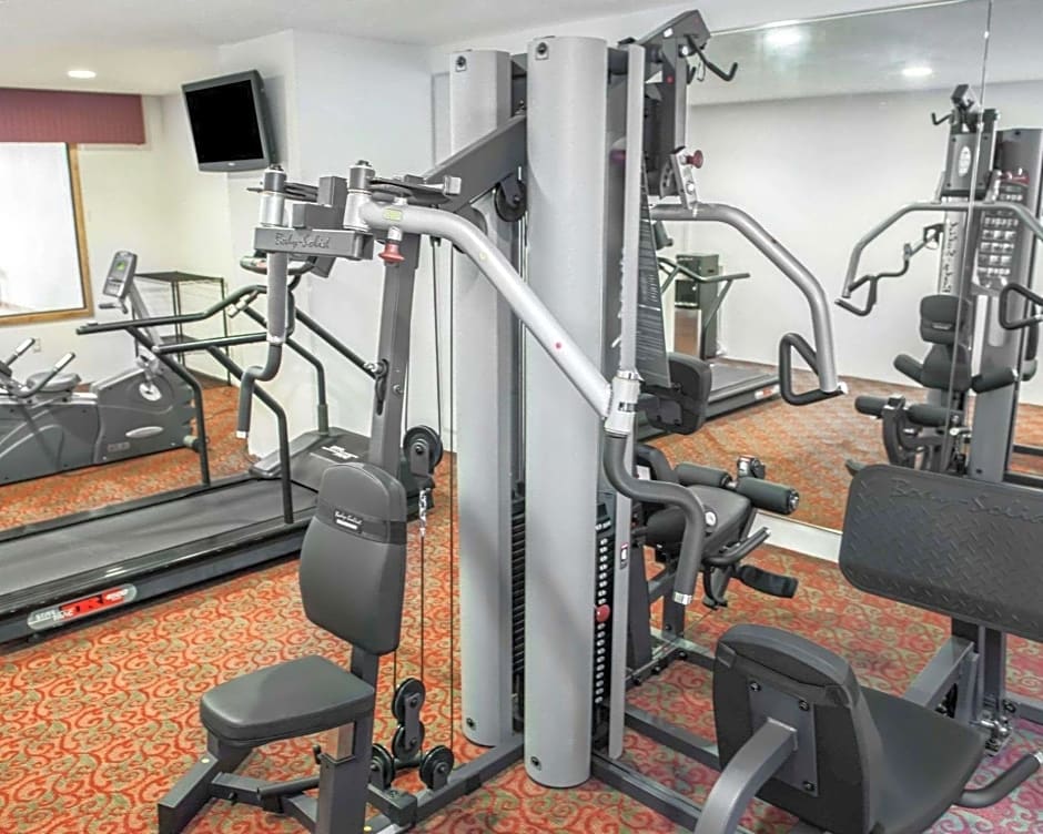 Quality Inn & Suites Indianapolis Northwest