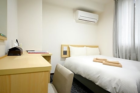 Renovated Double Room with Small Double Bed and Shared Bathroom - Non-Smoking