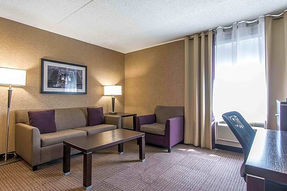 Quattro Hotel & Conf. Centre, Ascend Hotel Collection