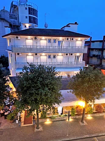 Hotel Berna