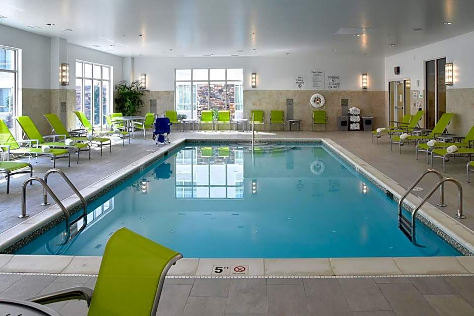 Holiday Inn Canton-Belden Village By IHG