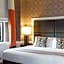 Empire Hotel
