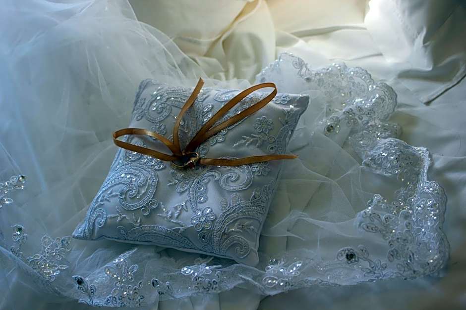 a Dam's View Accommodation