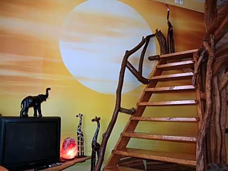 Apartment (2 Adults)